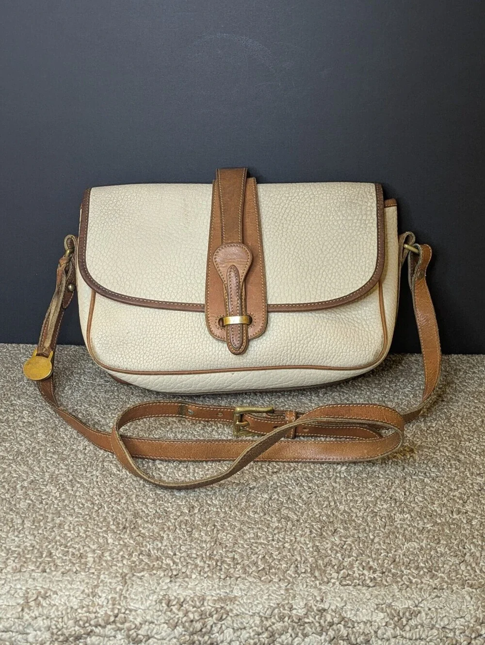 Dooney Bourke Large Equestrian Crossbody Bag Vintage Bone British Tan Leather